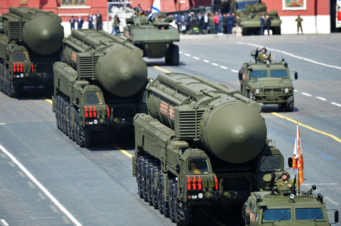 RS-24 Yars/SS-27 Mod 2 solid-propellant intercontinental ballistic missiles at the military parade to mark the 70th anniversary of Victory in the 1941-1945 Great Patriotic War. (RIA Novosti/Vladimir Pesnya)