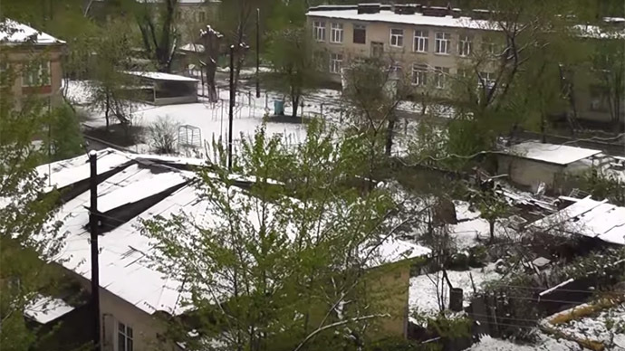 May SNOWFALL hits Chelyabinsk in Russia, thousands left without power