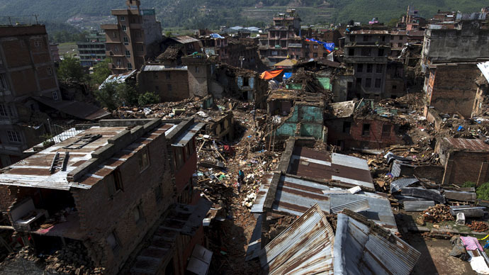 Magnitude 7.3 deadly earthquake strikes Nepal close to Everest