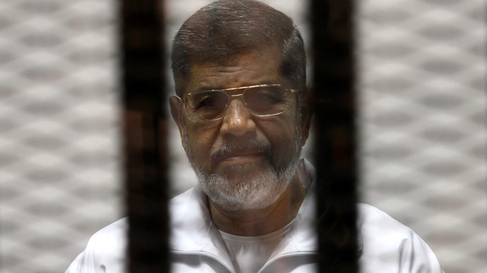 UK, EU & human rights groups condemn Morsi death sentence