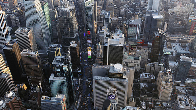 Times Square high-rise in smoke, building  evacuated