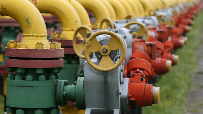 Russia prices gas for Ukraine at $247, cuts discount
