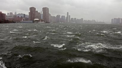Authorities start anti-looting campaign in the aftermath of Sandy