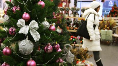 Russians to spend more on New Year and Christmas than last year