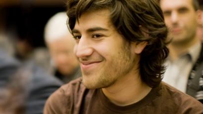 Reddit co-founder Aaron Swartz commits suicide in midst of controversial trial