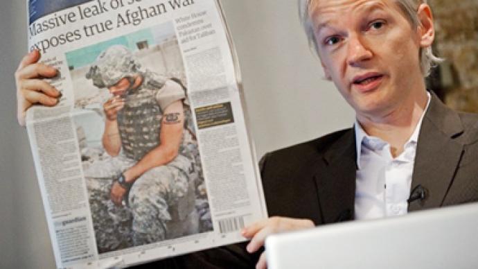 Assange to sue Guardian for “malicious libels”