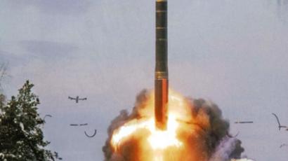 Russia test fires AMD-piercing strategic missile