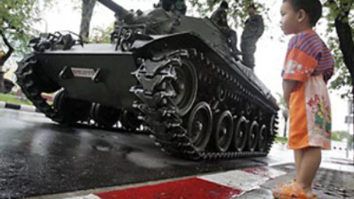 Tanks heading for maintenance cause coup panic in Bangkok 
