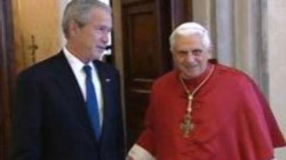 Bush meets Pope Benedict