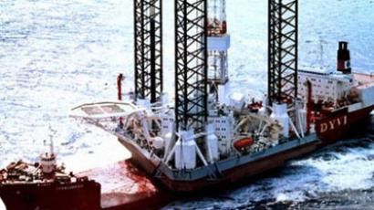 Search continues for sunken oil rig crew