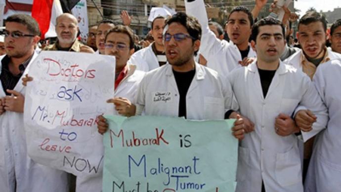 Professionals join in Egyptian uprising as Mubarak prepares to make new statement