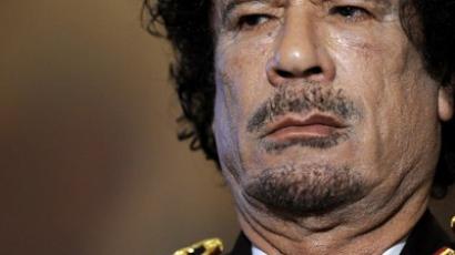 Libyan hunt: Gaddafi hides, bystanders busted