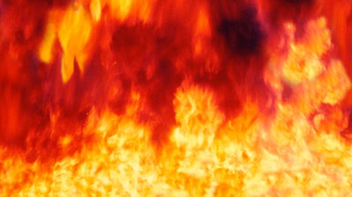 Gas filling station blast: spectacular and non-lethal