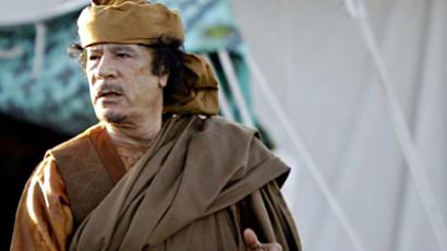 NATO warplanes raid Gaddafi residence and Tripoli port