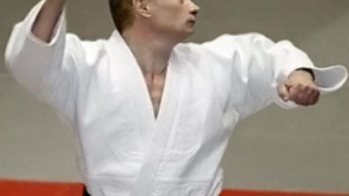 Judo fan Putin becomes president again!