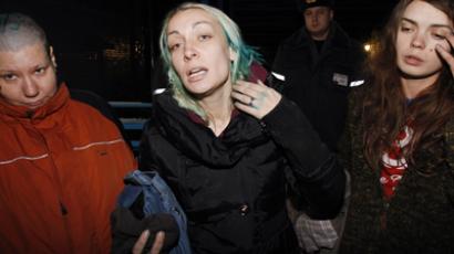 Barely a scuffle: FEMEN girl attacks MP