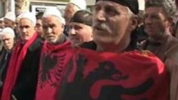 Kosovo’s Albanians rally for independence