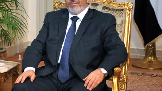 Morsi declares expanded powers, bans breakup of assembly penning constitution