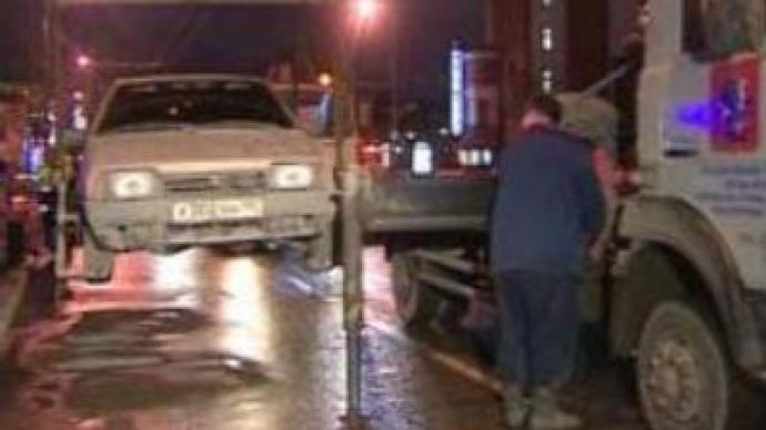 Moscow fights illegal car parking