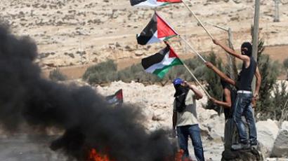 Palestinians greet Abbas as hero after UN statehood bid 