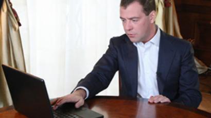 Medvedev calls on punishing officials for ignoring citizens’ appeals