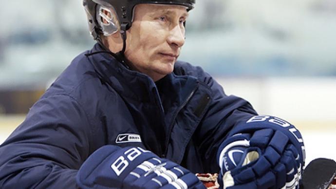 Putin gets his skates on