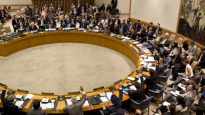 UN adopts tough resolution on Syria