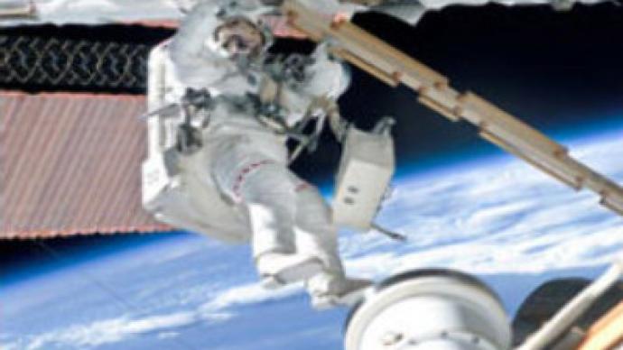 Space walk cut short due to equipment problem