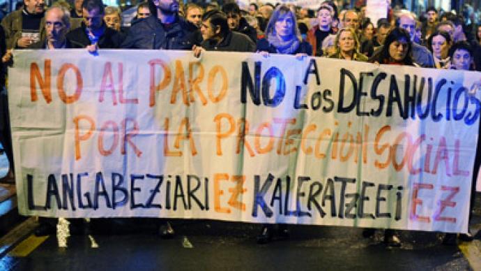 Evicted Spaniard's suicide brings thousands to the streets