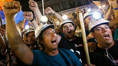 Spanish rallies turn violent as million people protest in 80 cities (VIDEO)