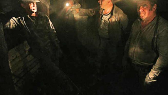 Ten missing after Ukraine mine blast 