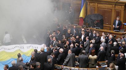 Ukrainian democracy crashes in fistfight