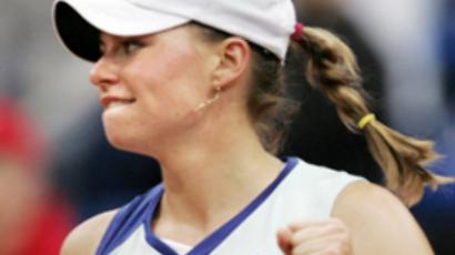 Zvonareva goes down in WTA finals 
