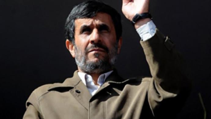 Ahmadinejad slams Russia for selling out to “Satan”