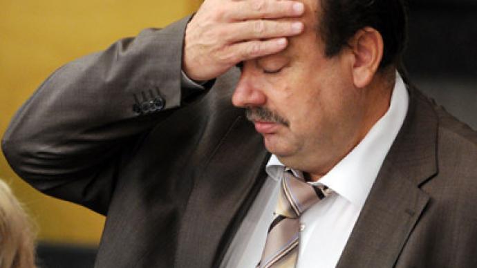 Duma expels opposition MP over business dealings