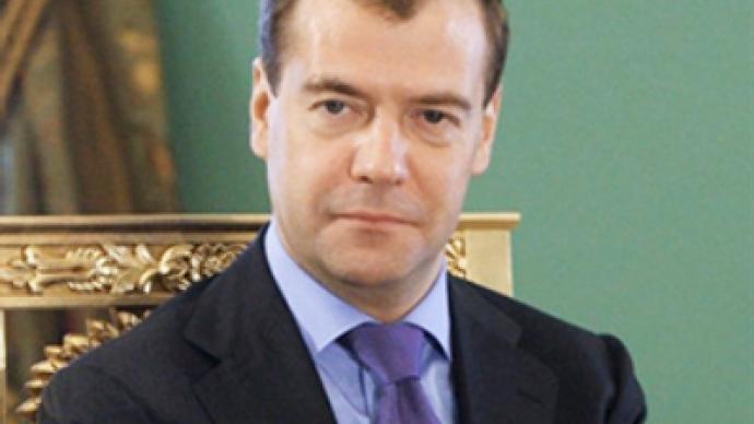 Skolkovo, shirkers and crisis: Medvedev meets Duma factions 