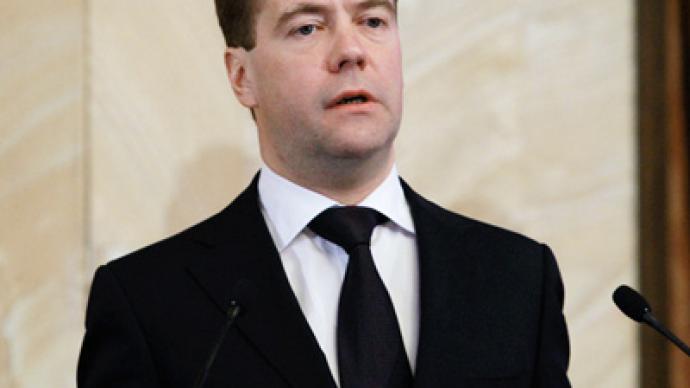 Medvedev slams "anarchy" at Domodedovo Airport