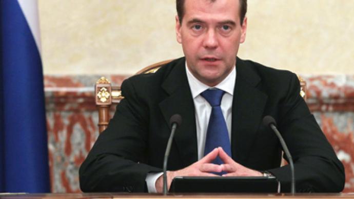 Medvedev joins United Russia 