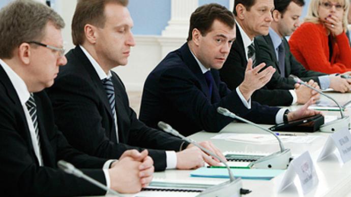 Medvedev calls on governors to develop programs for single-industry cities