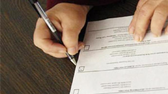 Opposition accuses pro-Kremlin party of fraud