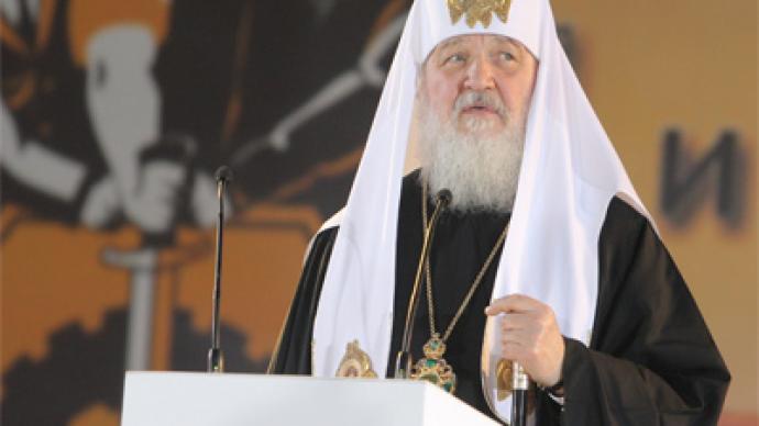 Patriarch urges strength in face of smear campaign
