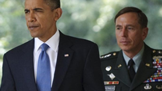 Petraeus opens media offensive, challenges Obama's Afghan exit date