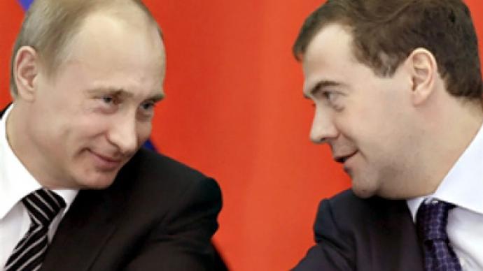 Putin and Medvedev not guilty in crisis – poll