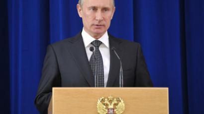 Opposition issues manifesto, demands Putin quit