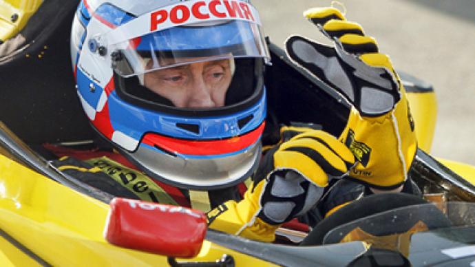 Putin puts his foot down in F1 car