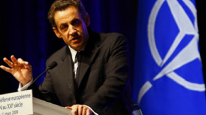 Sarkozy battles General de Gaulle's NATO retreat