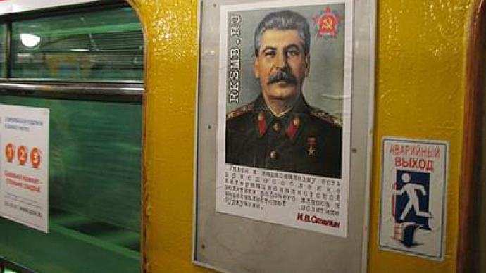 Stalin portraits appear on St. Petersburg transport 