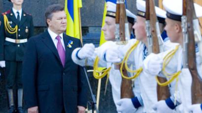 Swinging Ukraine: Russia rejects customs union with EU-looking neighbor