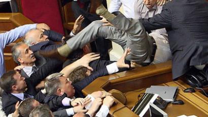 Punch and Judy politics: Ukraine’s new parliament session turns into brawl (VIDEO)