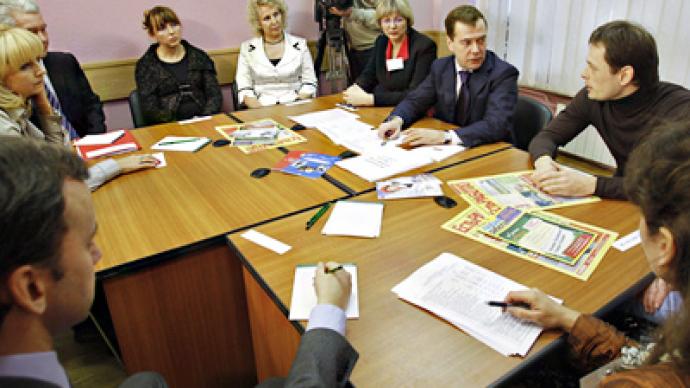 Unemployment nears pre-crisis rate – Medvedev